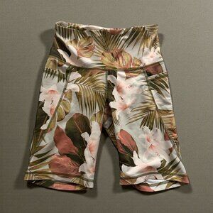 OLD NAVY Active Powersoft Floral Tropical Bike Shorts Size Small